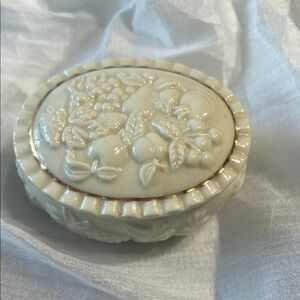 Lenox Cream and Gold Floral Trinket Box Accent Decor